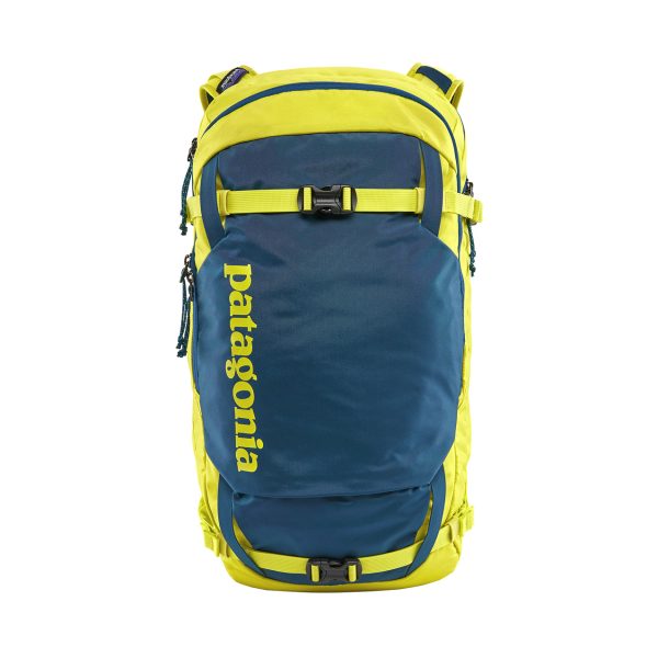 Pensato per trascorrere un'intera giornata nel backcountry, questo versatile zaino patagonia snowdrifter pack offre uno scomparto dedicato alle attrezzature di sicurezza